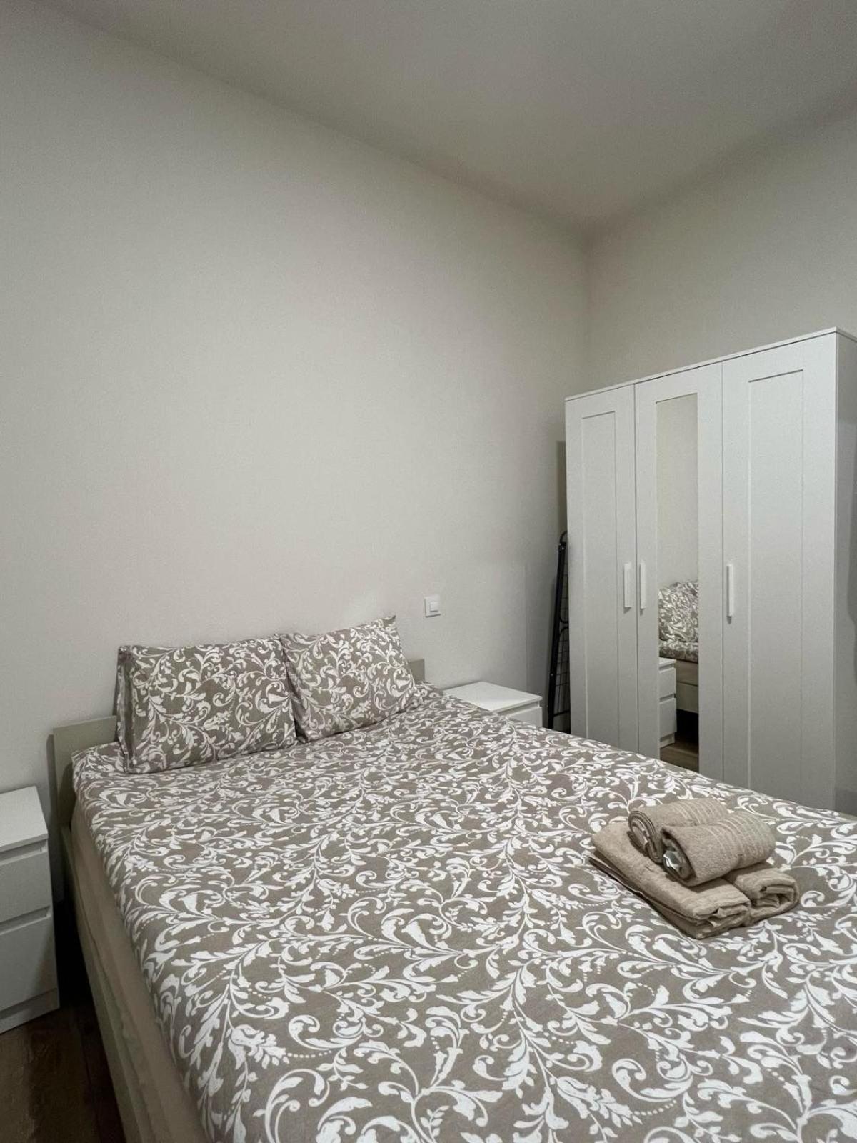 Pradalongo Apartment Madrid Exterior photo